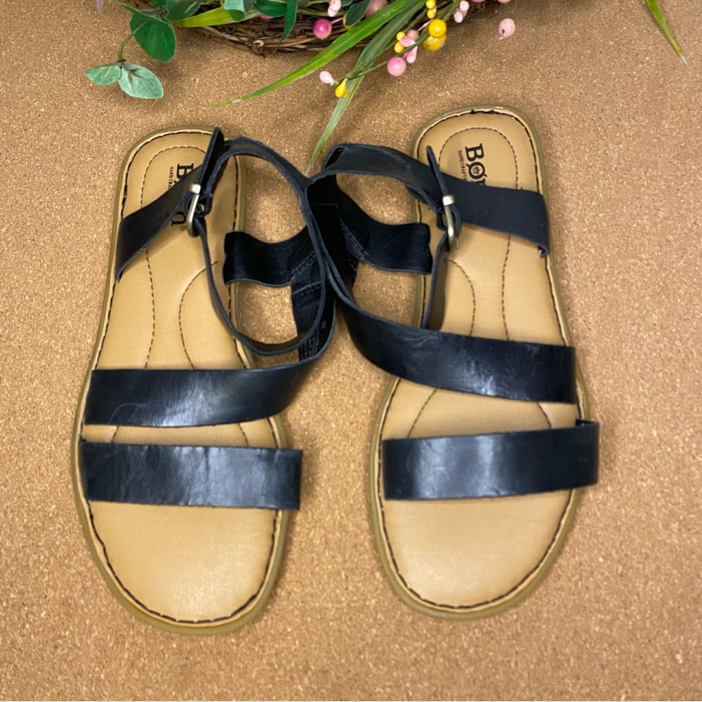 Born Leah Ankle Strap Sandal Size 8 In Black